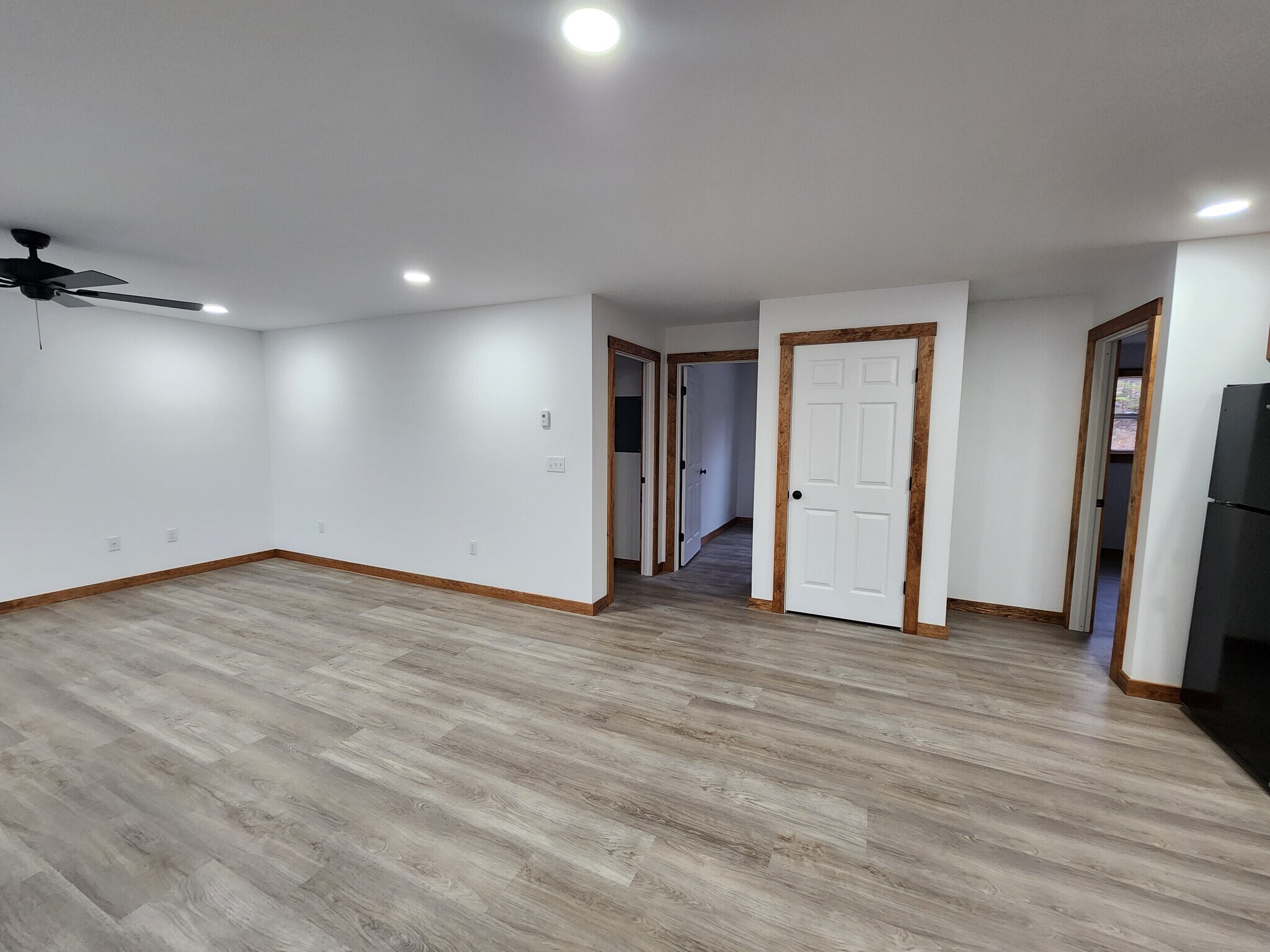 Building Photo - 153 Clark Rd