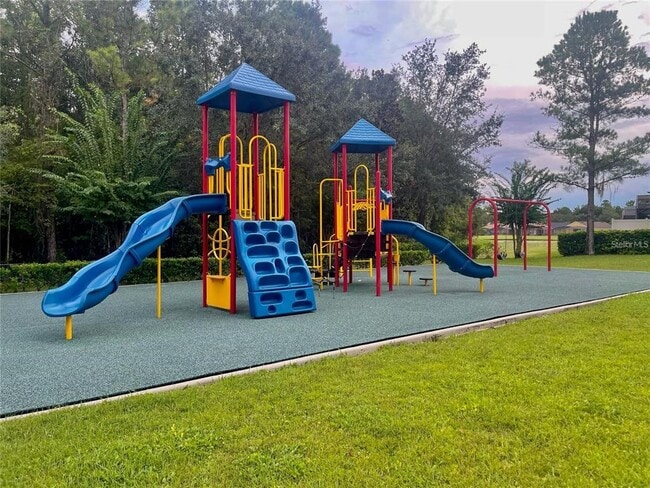 Building Photo - 701 Sandy Ridge Dr