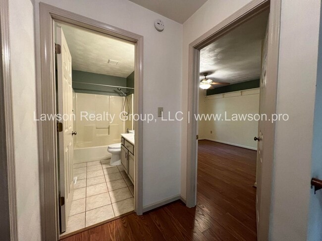 Building Photo - Nature Lover's Paradise in Serene Setting