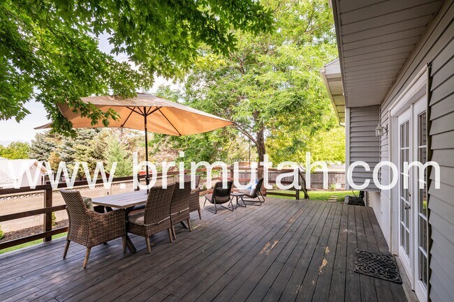 Building Photo - 11412 Autumn Hill Dr