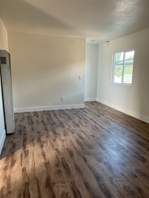 Building Photo - MPEJIMM UNIT 3