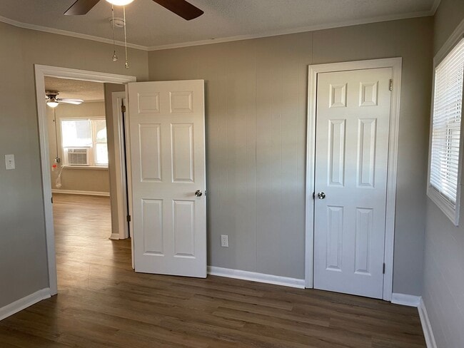 Building Photo - Two Bedroom Duplex in Lincolnton