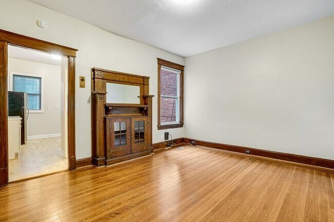 Building Photo - 1108 Lamont St NW