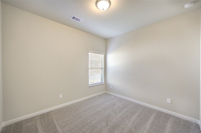 Building Photo - 6219 Lost Rdg Ln