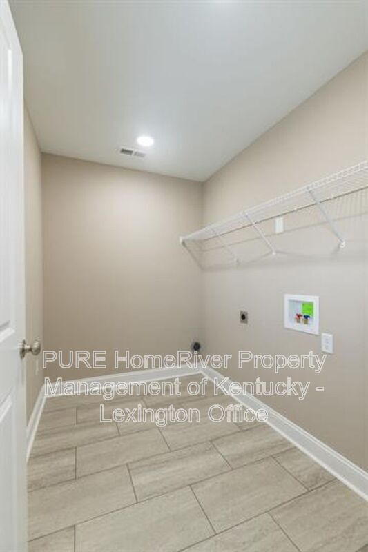 Building Photo - 1050 Judah Bear Blvd