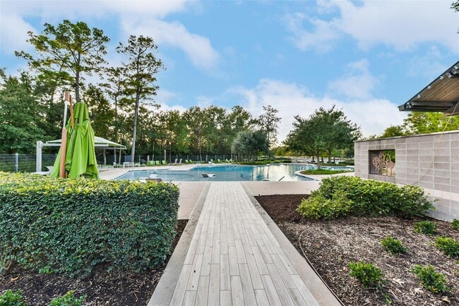 Building Photo - 16815 Lupine Mdw Ln