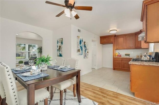 Building Photo - 17751 La Rosa Ln