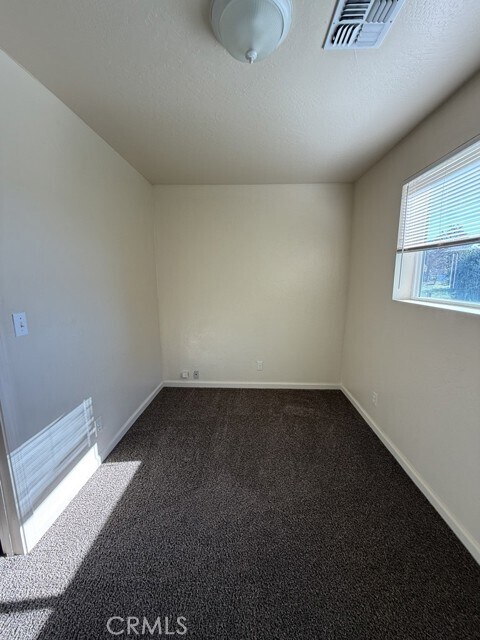 Building Photo - 5710 Kelsey Creek Dr