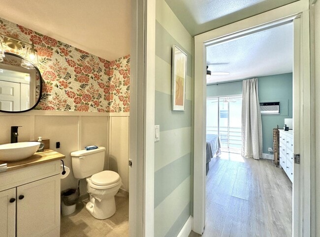 Building Photo - 359 Norwich O