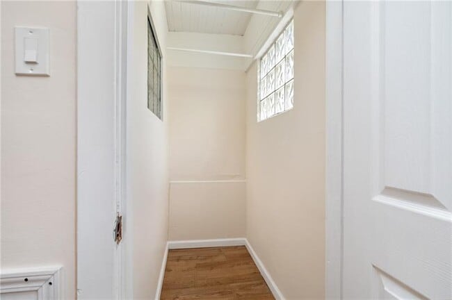 Building Photo - 125 S 14th St
