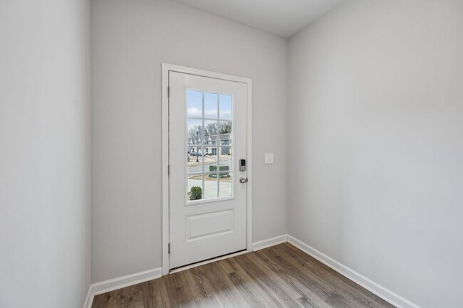 Building Photo - Welcome to Lewisburg Kings Landing