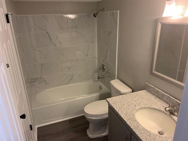 Building Photo - 3756 Idlebrook Cir