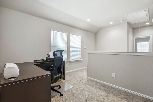 Building Photo - 4812 Foundation St