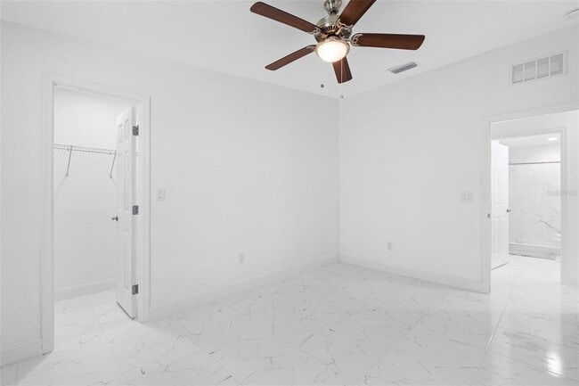 Building Photo - 6847 Woodsman Dr