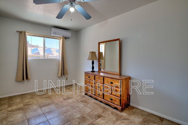 Building Photo - 37339 Buckskin Cir
