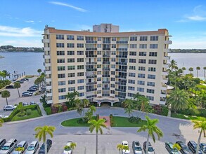 Building Photo - 2800 N Flagler Dr