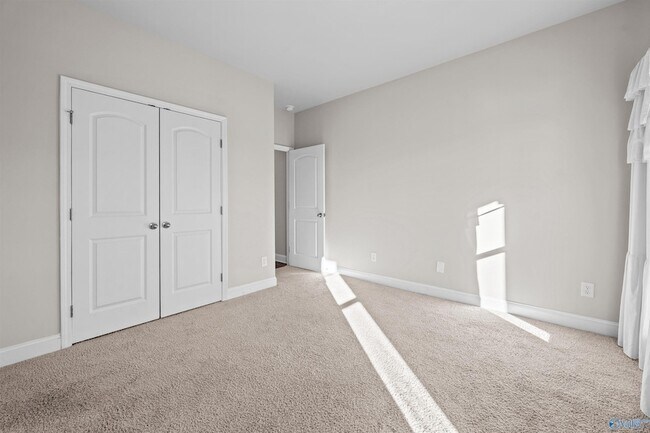 Building Photo - 173 Heritage Brook Dr