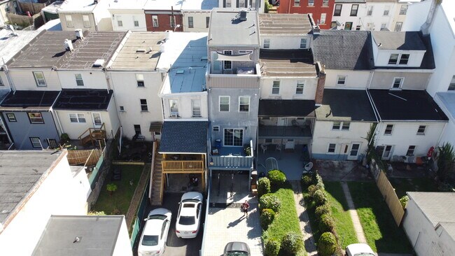 Building Photo - 174 Krams Ave