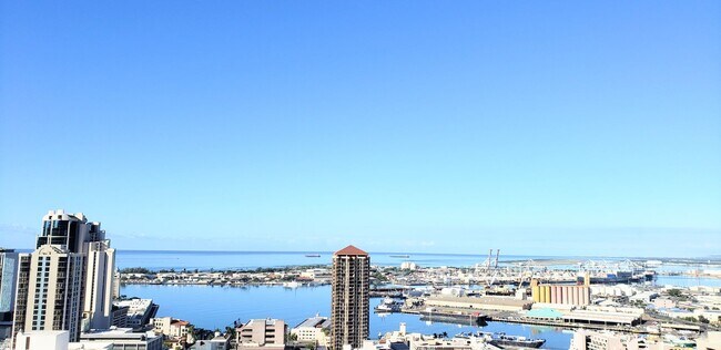 Building Photo - Honolulu Park Place Penthouse 1 Bedroom 1 ...