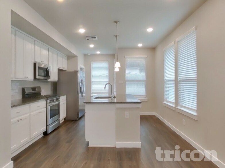 Building Photo - 5163 Klein Orchard Dr