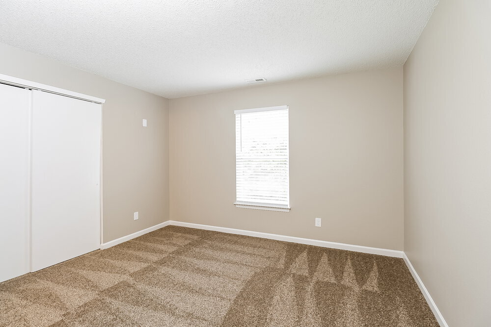 Building Photo - 2011 Dunsmore Ln