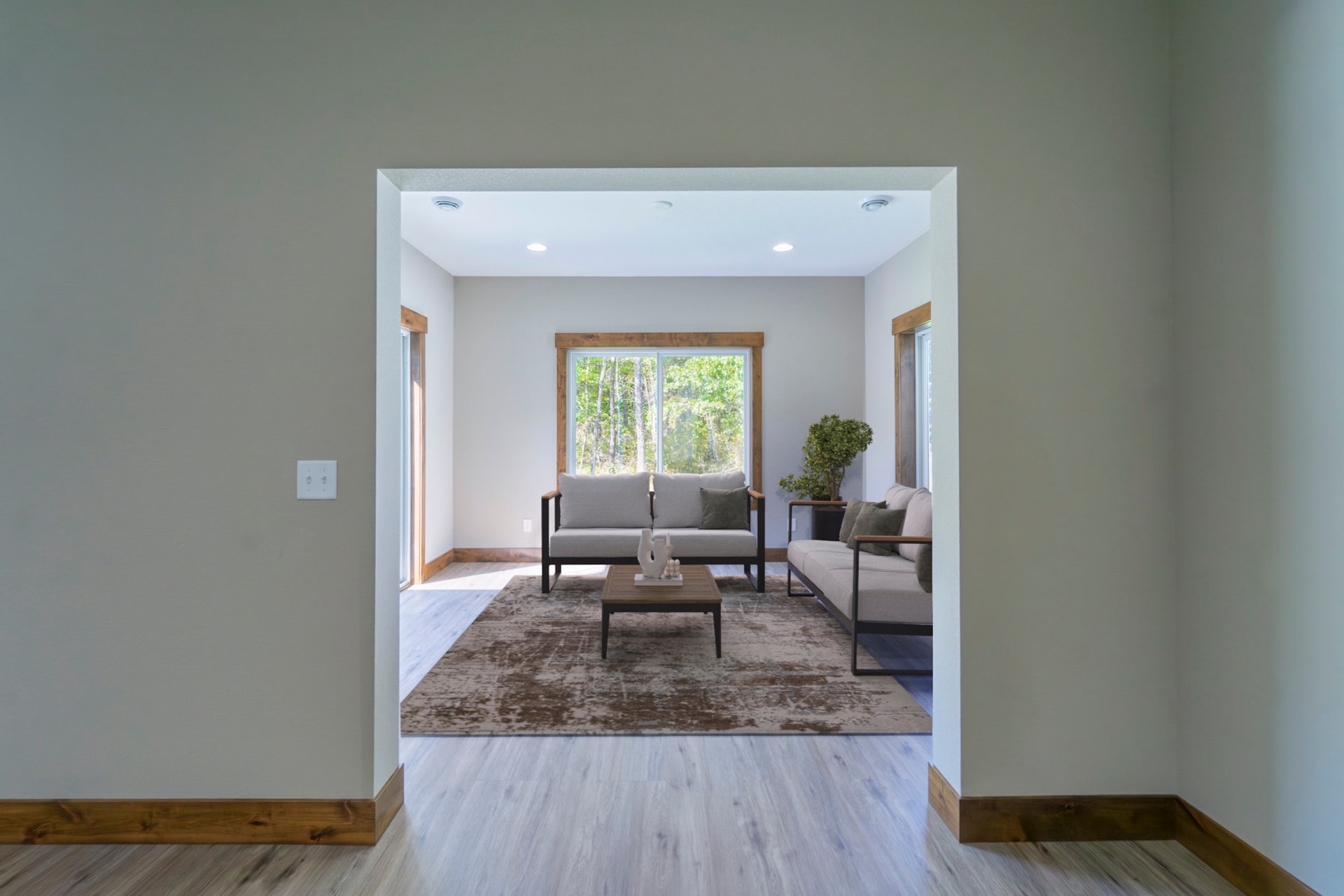 Building Photo - 11567 Forestview Dr