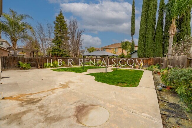 Building Photo - Spacious 4-Bedroom Gem on Glenhaven Drive – Your Perfect Tracy Retreat!