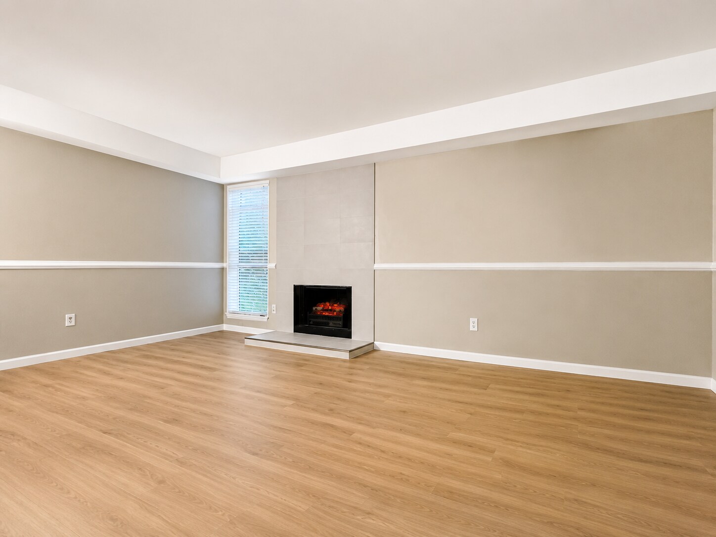 Building Photo - 9797 E Peakview Ave