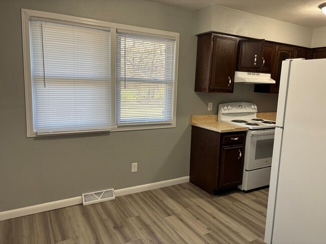 Building Photo - 3 bedroom, 2 bath home in Waterloo