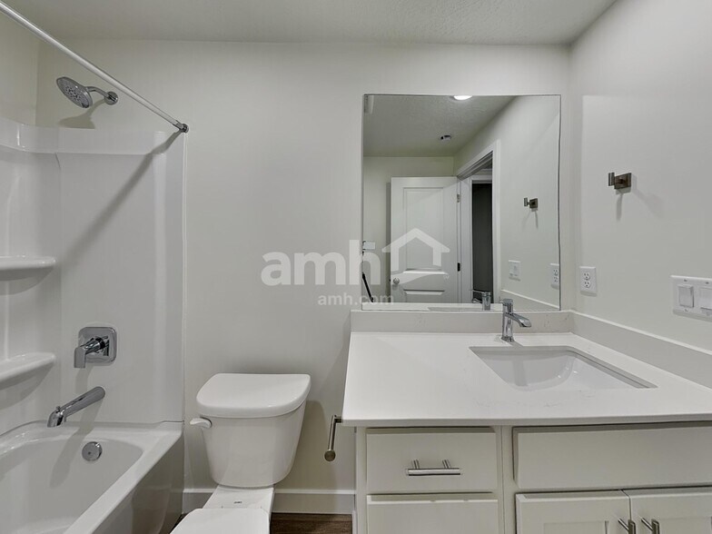 Building Photo - 4702 W Ore Strm Rd