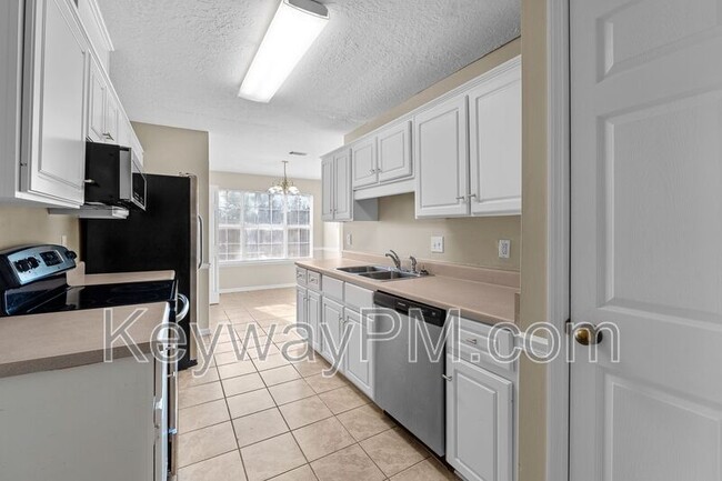 Building Photo - 124 Summerfield Cir