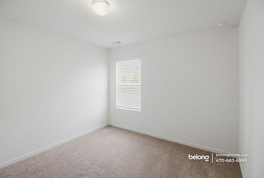 Building Photo - 101 Parkwood Dr