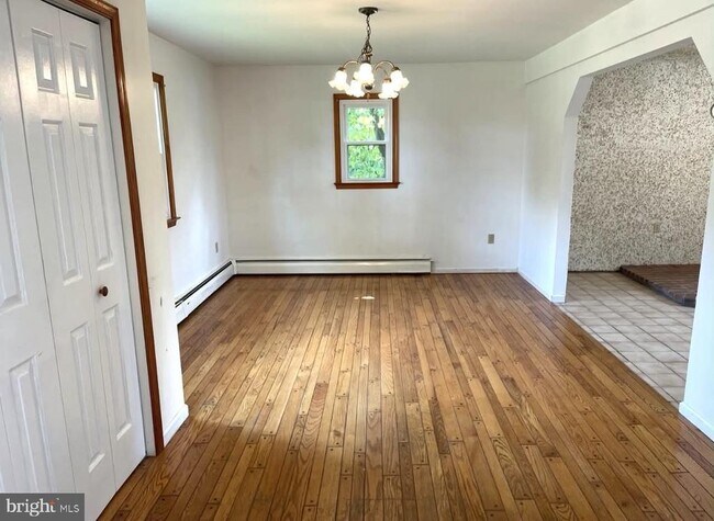 Building Photo - 152 3rd Ave