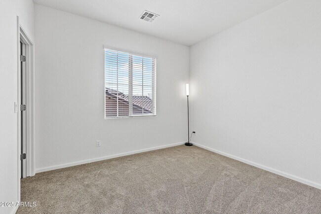 Building Photo - 3263 S Miller Dr