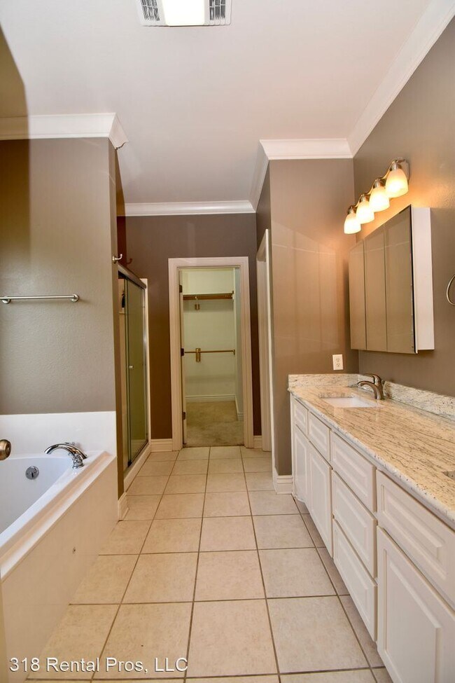 Building Photo - 3 br, 2 bath House - 119 Sarah Drive