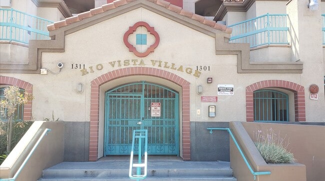 Building Photo - 1310 Rio Vista Ave