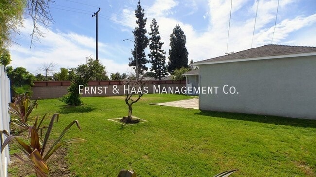 Building Photo - 4704 Gundry Ave