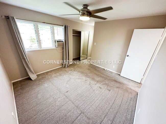 Building Photo - 98-1393-1393 Hinu Pl