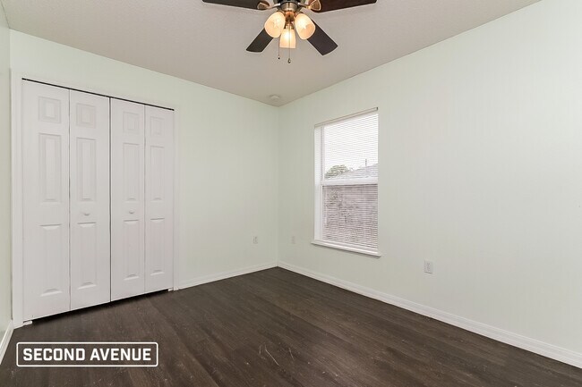 Building Photo - 3241 Bluestone Ave