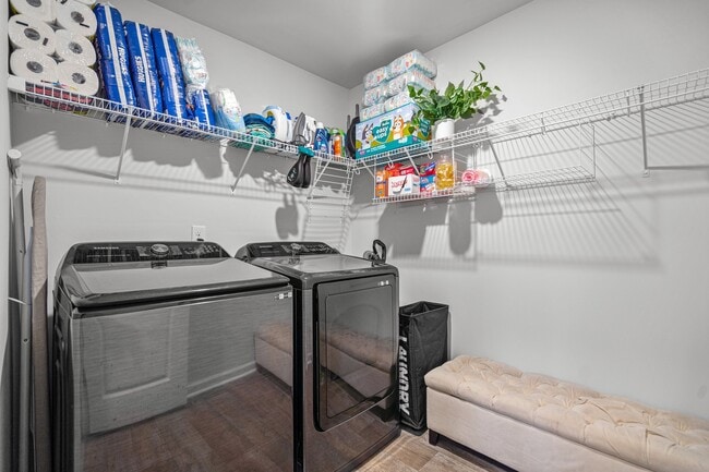 Building Photo - 402 Folkstone Rd