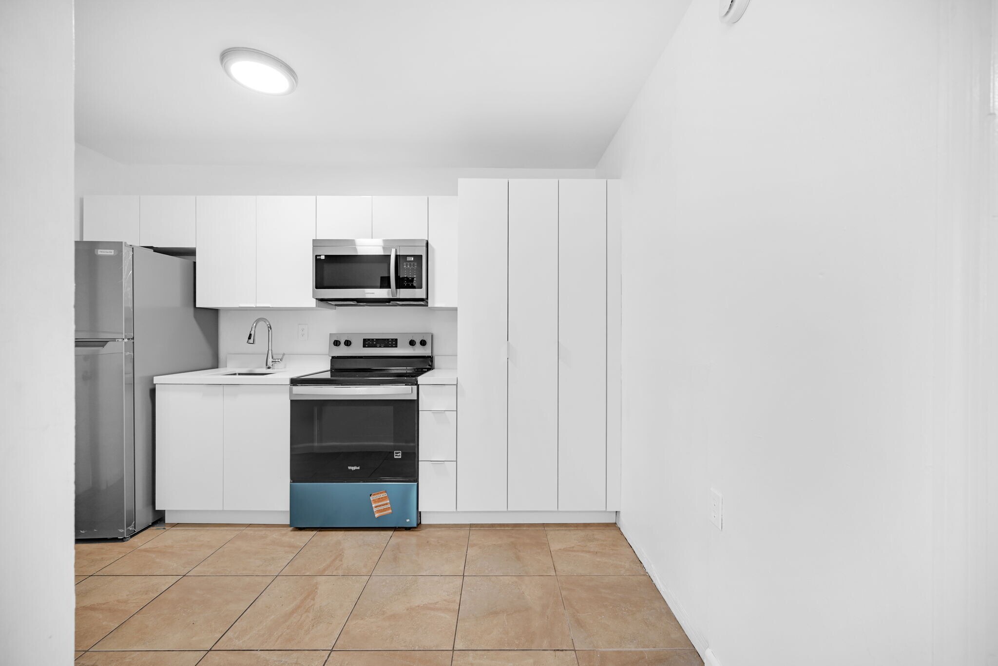 Building Photo - 567 NW 90th St