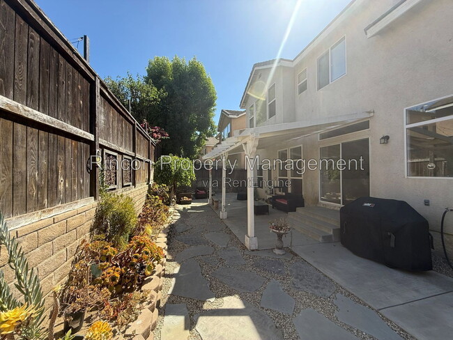 Building Photo - 4763 Templeton St
