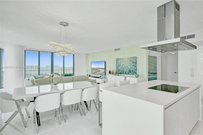 Building Photo - 330 Sunny Isles Blvd