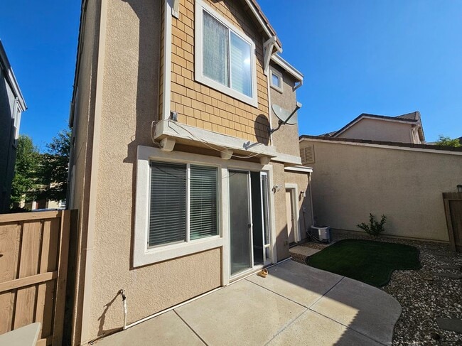 Building Photo - 3440 Tice Creek Way