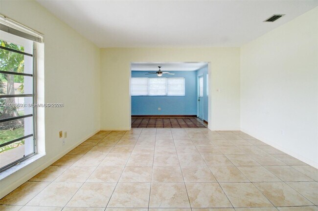 Building Photo - 10250 Caribbean Blvd