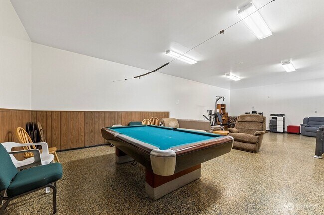 Building Photo - Bayview Condo with Updated Features  - Bou...