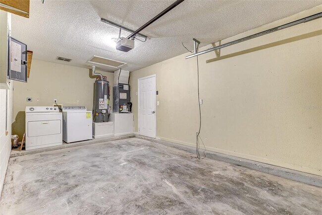 Building Photo - 610 Belvoir Dr