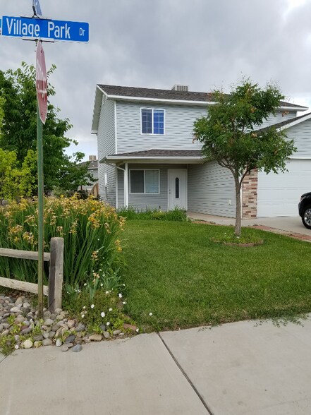 Primary Photo - 2823 1/2 Village Park Dr