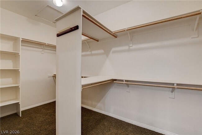 Building Photo - 136 Ultra Dr
