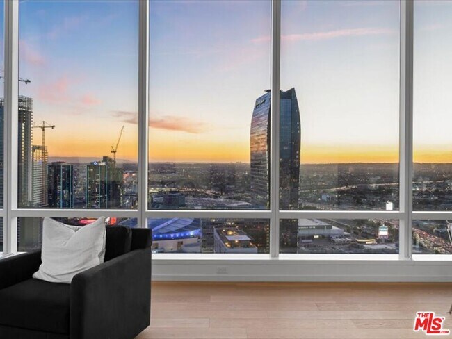 Building Photo - 877 Francisco St